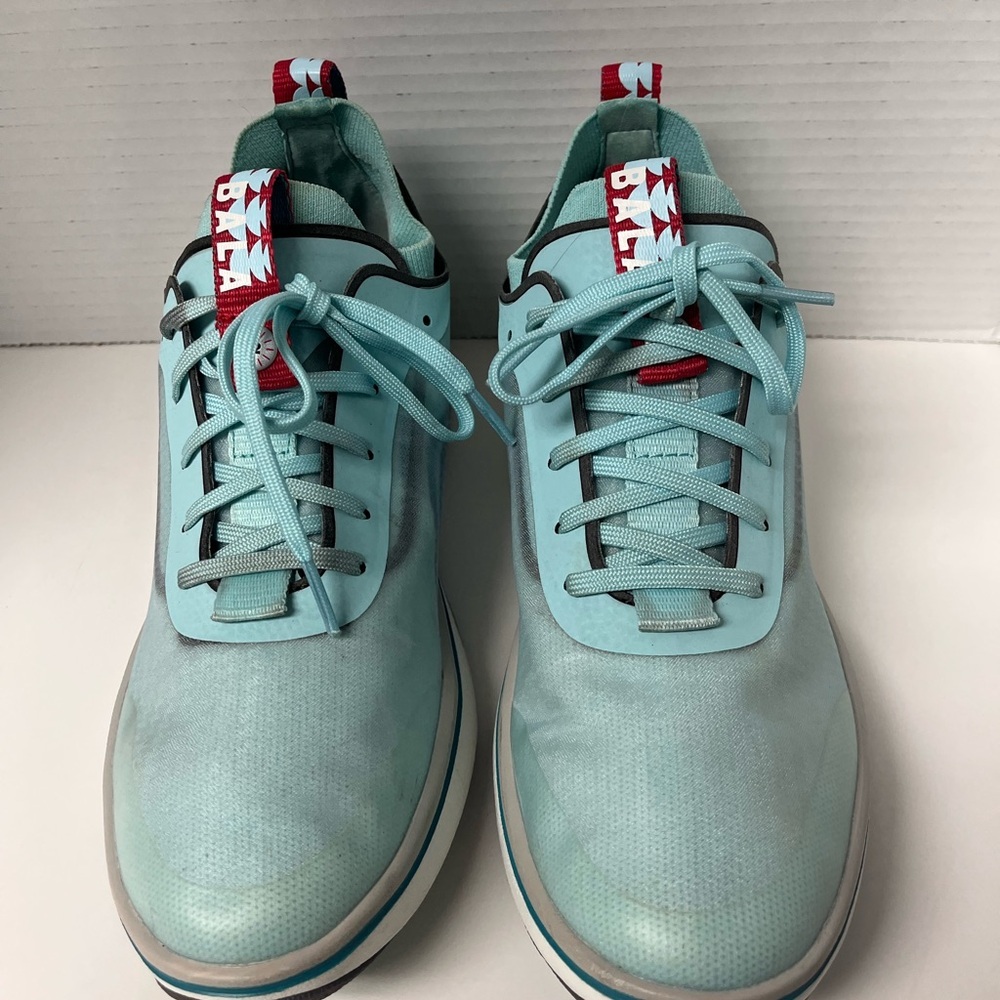 Bala Twelves Nurse Performance Fluid Resistant Womens Work tennis shoe 8.5 Blue